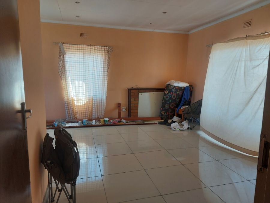 3 Bedroom Property for Sale in Oos Einde North West